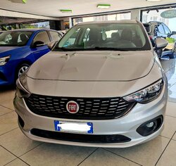 Fiat TIPO 1.6 MJT EASY foto 1